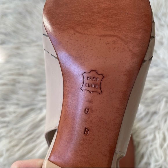 Bruno Magli Cream Slingback Leather Peep Toe Laser Cut Vintage Pumps NWOT Size 6 - Picture 8 of 11